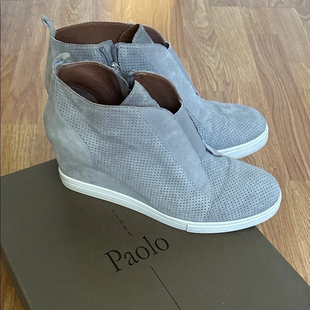 Linea Paolo Women's Gray Wedge Sneaker shoe size 8.5